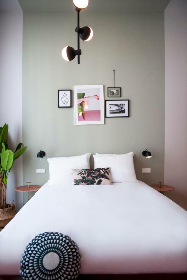Finch Boutique Hotel, Downtown 迪温特 外观 照片